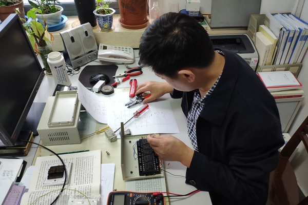 自己设计、制作节水配套设施